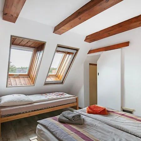 Engert Mit Holzofensauna Dom wakacyjny