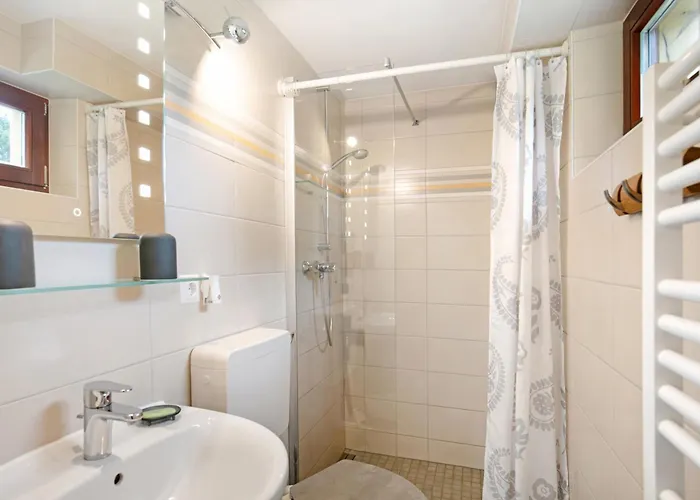 Engert Mit Holzofensauna Semesterbostad